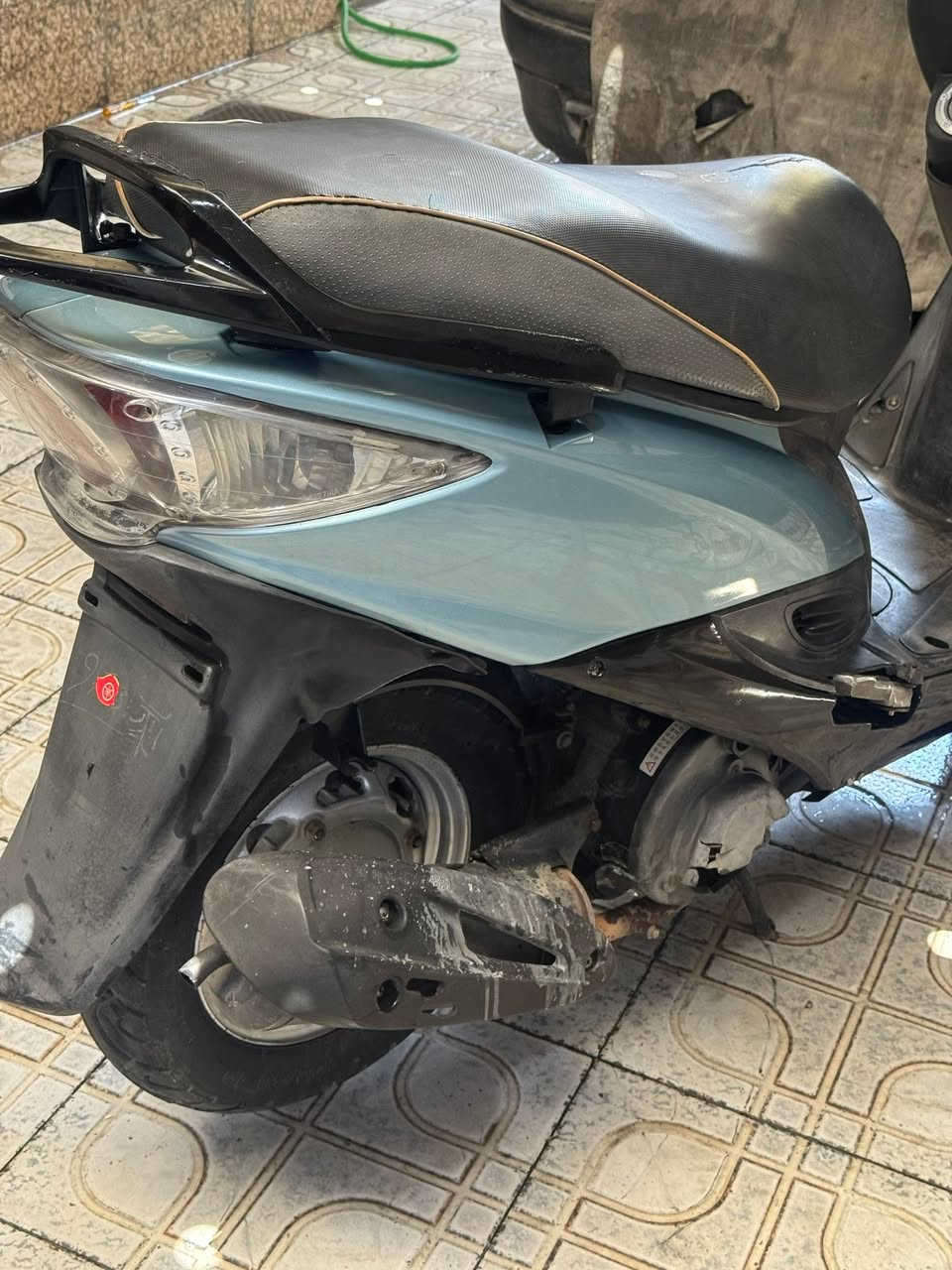 السلام عليكم دراجة كامكو جي فور مال حاوية مكينة مامفتوحة مكفولة كفالة عامة اي نقص مابيها كلشي بيها شغال السعر 550 وبيها مجال لشراي يتصل مكاني النجف ***********

