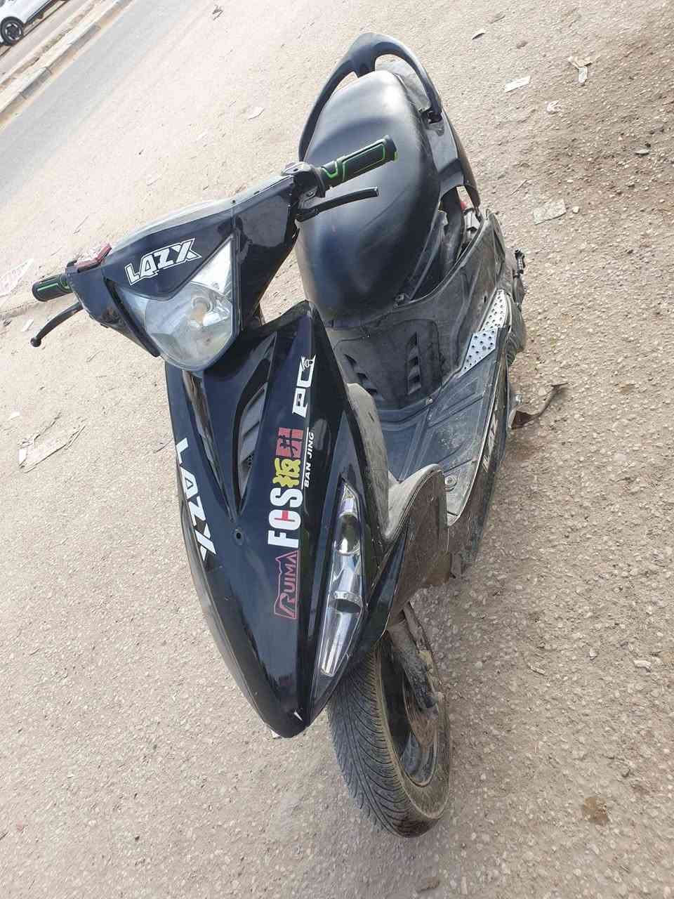 السلام عليكم دراجه ماكس مضلع مكينه55شلعتها قويه باتري جديد سلف وهندر مكفوله كهربائيات كلها شغاله اب600اوبيه مجال العنوان النجف حي العسكري استفسار خاص اواتساب***********
