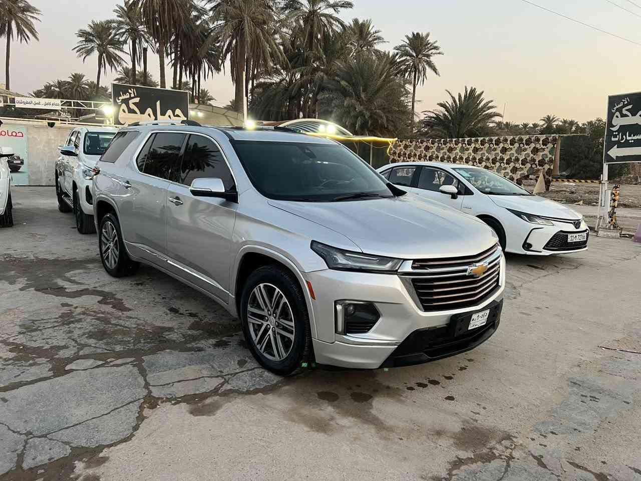الوحش الامريكي 🇺🇸
شوفرليت ترفلس 2022
اعلى فئة النسخة الوحيدة في العراق هايكانتري VIP
حادثها ربع جاملغ امامي وربع باب صبغ بدون دواخل وبدون ايرباك
1-كشنات منفصل VIP
2-كشنات تدفئة تبريد 
3-مكينة 3600
4-فتحة بانورما
5-مري شفط هيتر و تنبيه  السائق
6-مانع تصادم 
7-كامرات360 + اربع رادارات 
8-تحديد مسار + نقط عمياء 
9-تنبيه سائق عند النوم وكشن هزاز 
10-لون رصاصي صدفي 
11-ثلاث انظمة قيادة + اربع انظمة /مانع انزلاق / نزول منحدرات/ 4*4 /سحب سيارات 
12- عداد شاشة دجيتال 
13- اوامر صوتي تحتوي 18 سماعة 🔊 Boos 
14-قاصة سرية 
15- لد امامي لد خلفي (Auto) 
16-    نظام الدفع: AWD (دفع رباعي)
    17-    ناقل الحركة: أوتوماتيك 9 سرعات
18-    القوة: حوالي 310 حصان
19-    تشغيل عن بع
20-    باب الجنطة كهربائي (حساس قدم)
21-    تحذير مغادرة المسار + المحافظة على المسار 
22-فرملة طوارئ / عند القرب من السيارات والاشخاص 
23-    شاشة كبيرة + نظام Apple CarPlay و Android Auto
* نظام صوتي فاخر (Bose غالبًا)
مكانها/ الديوانية 
للتواصل / ***********
