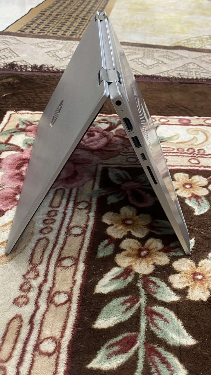 سلام عليكم لابتوب HP Pavilion x360 نظيف جداً (قلاب 360 درجة + لمس)
المواصفات:
المعالج: Core i5 جيل 11 (أداء سريع جداً) •
الذاكرة (8 :(RAM جيجا •
الهارد: 256 جيجا SSD •
الحالة: نظيف جداً (أخو الجديد) بطارية ممتازة •
الملحقات: الشاحن الأصلي + حقيبة+ماوس •
حجم الشاشه 14 إنج (14-inch)•
السعر: 475,000 دينار وبي مجال مكاني بغداد الشرطه الخامسه رقمي :***********

