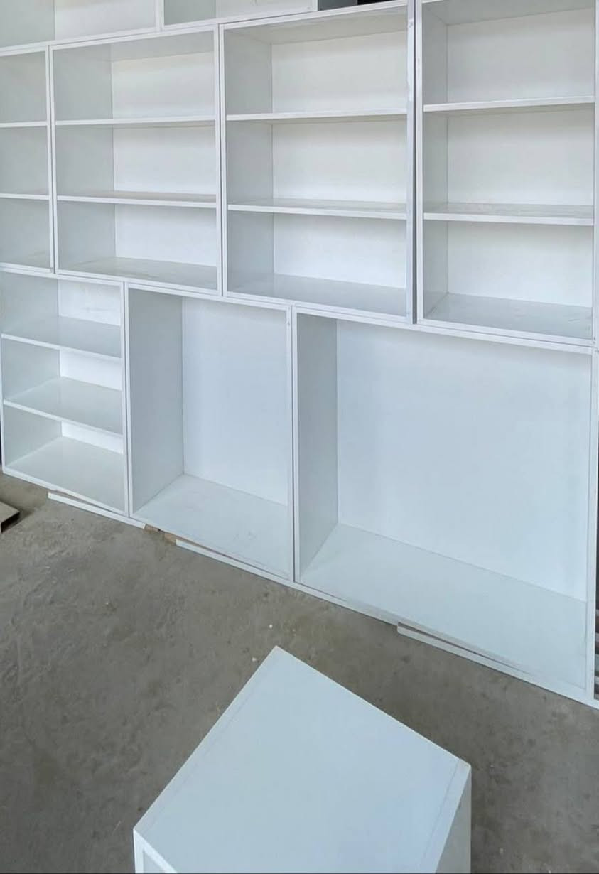 السلام عليكم ورحمة الله وبركاته
إلى أصحاب المعامل والمعارض والشركات 🌟

نقدم لكم خدماتنا المتكاملة في تنفيذ الأعمال الخشبية بأعلى جودة واحتراف:

🔹 تصنيع كابينات المطابخ (MDF – فوم – بلايوود)
🔹 استخدام لوح تركي أصلي بسماكة 18 ملم
❌ لا نستخدم المواد الصينية أو الإيرانية
🔹 هيكل ثقيل مع ظهر 5 ملم (وجهين)

🔹 تنفيذ فاترينات للصيدليات ومحلات الكوزمتك
🔹 عمل كونترات (كاونترات) وغرف نوم بتصاميم عصرية

✨ دقة عالية في العمل
✨ نظافة بالتنفيذ وتسليم مرتب
✨ أسعار مناسبة للجميع
✨ إنجاز سريع ضمن وقت قياسي

🚚 خدمة توصيل إلى جميع محافظات العراق 🇮🇶

📞 للاستفسار، يرجى المراسلة أو الاتصال
💰 الدفع نقدا الاتصال والاستفسار 
***********
***********
