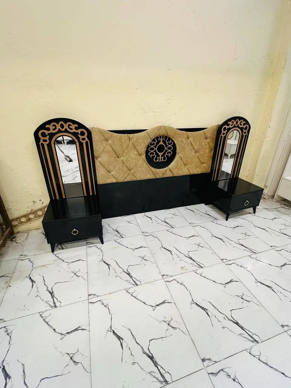 غرفة نوم مستعملة🇹🇷
 نضافة80 ٪💯
عدد القطع / 5
نضام / أسلايت 💢 
400🔒
شد ونقل داخل بغداد مجاني🚛
يوجود توصيل محافضات
هدية 🎁 طابورية
(عموله25)عبود المالكي


**إذا كنت صاحب هذا الإعلان وتريد حذفه لأي سبب، رجاءا أرسل رسالة إلى الدعم الفني**