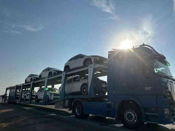 تخفيضات تخفيضات تخفيضات  🔥🔥🔥🔥🔥🔥🔥🔥🔥🔥
يعلن معرض المصطفى  للبيع السيارات الحديثة 

افضل الأسعار  بالسوق على سورنتو ((2025)) ، فول مواصفات 
((علماً ان السيارات كويتي اصلي)) خاضعة لضمان الشركة الدولية العراقية
السعر :($) 

• الموديل:2025 (خليجي)
• المحرك: 3.5 / 6 سلندر
• الضمان: 5 سنوات أو 100,000 كيلومتر وتبديل دهن مجاني (4)مرات
• اللوحات: مرقم بغداد كامل والسيارة مرقمة با أسمنا حصراً
نتعامل! ( بيع _ شراء _ مراوس _تسليم فوري) 

🚗 مواصفات السيارة بالتفصيل:
🔘 كير ماوس | 🔘 بصمة تشغيل عن بعد
🔘 شاشة GPS متصلة | 🔘 عداد سرعة ديجيتال | 🔘 مقاعد كهربائية (2)
🔘 سايد بريك بصمة وأوتوهولد | 🔘 7 راكب | 🔘 3 قطع تبريد
🔘 لايت وبك لايت LED | 🔘 إنارة داخلية LED | 🔘 ستائر أبواب خلفية
🔘 صندوق كهرباء | 🔘 ويل كب حجم 20| 🔘 شحن وايرلس | 🔘 8 حساسات
ملاحظة // مع هدية ارضيات أصلية 

📞 للحجز والاستفسار:
• الرقم 
• ***********
• ***********

ولا تنسى اذا حبيت تستبدل سيارتك القديمة بسيارة جديدة يتوفر نظام الاستبدال بين القديم والجديد ونحن بخدمتكم 🚘🚙

🚩 العرض الاقوى.. و الكمية محدودة!!
