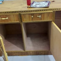 بوفية • نجارة عراقية • استعمال شهر