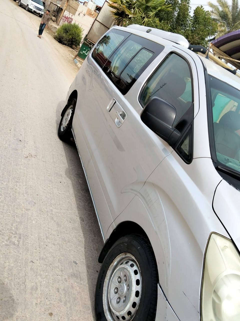 ستاركس موديل 2008 مفتوح مكفوله كفاله عامه رقم بغداد سنويه بأسمي السعر 120 وبيها مجال للاتصال على الرقم ***********
