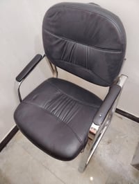 كرسي مكتبي • أثاث مكتب