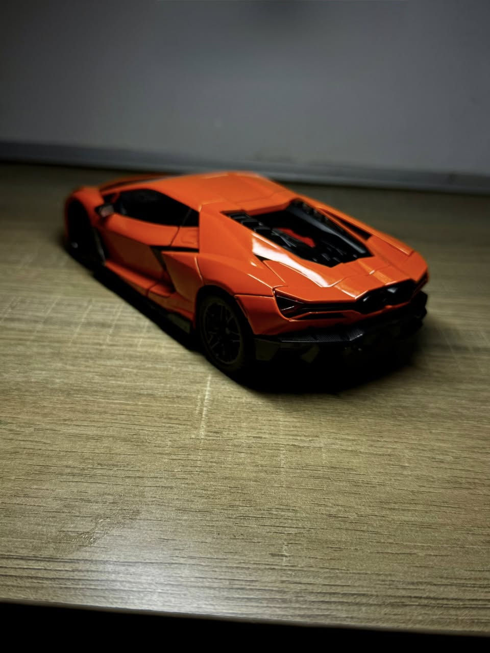 لمبركيني ريفلتو
Lamborghini Revuelto
حجم 1:24
انتاج شركة jinlifang 
للتواصل واتساب ***********
#عالم_المصغرات_والمجسمات #tsar_store #diecast #Lamborghini
