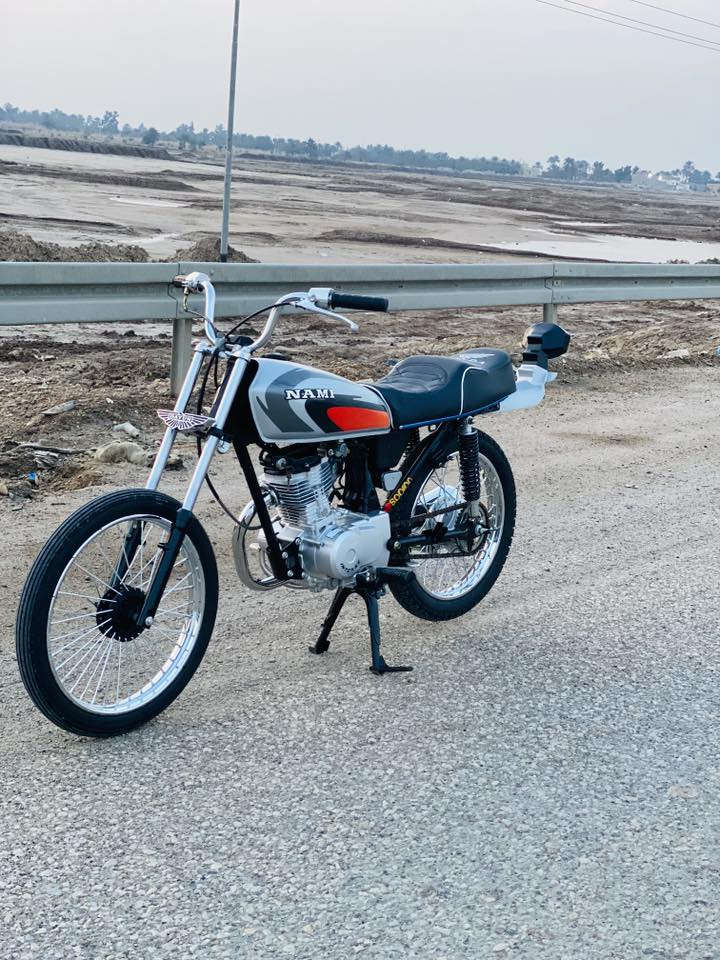 سلام عليكم دراجه تعمير للبيع صارله شهر من معمره مكينه ما مفتوحه شاصي 26 اوراق سكنر برغي تجاري ما بيه ***********
