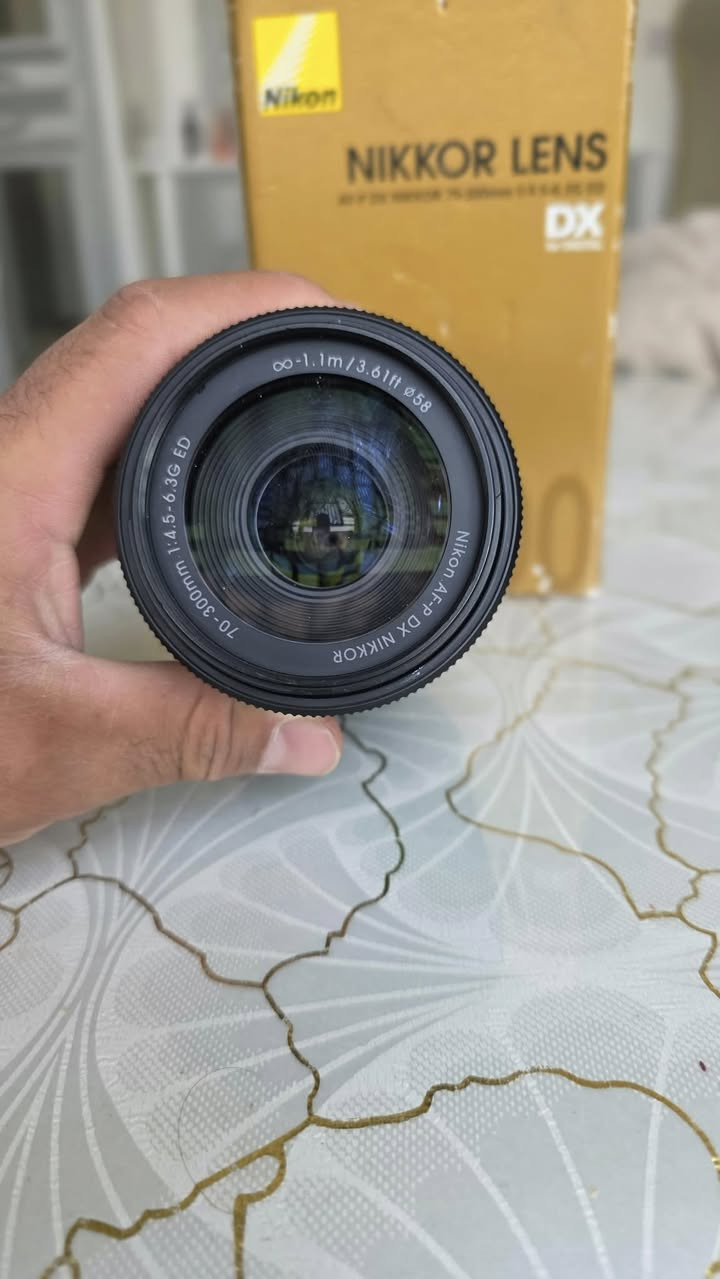 زوم نيكون 70/300 الحديث .
مستخدم اقل سبوع بعده جديد
تواصل خاص او واتساب ***********
