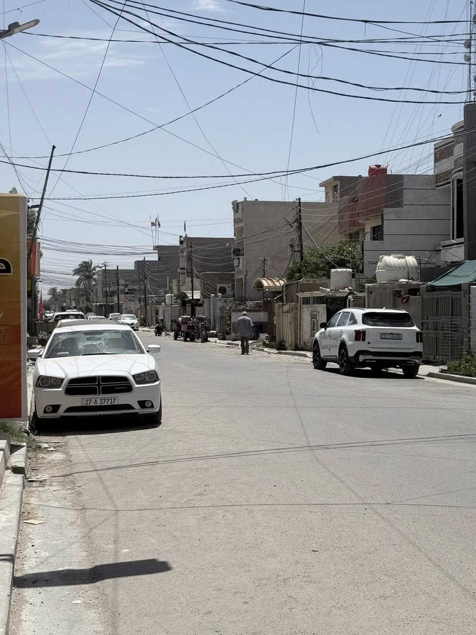 مستعجل على بيعته كاع مساحته 105 جميع الخدمات متوفره مي مجاري كهرباء سند 25 عنوان سويب شارع السواعد خلف المختار سعره جدا مناسب ***********
