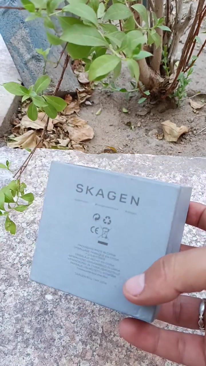 SKAGEN ساعه مخزنه تخزين تام مع كل المرفقات و من الإصدارات الخاصة
***********
