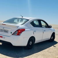 نيسان صني هندي ابو البليته الزركة موديل 2019 بيها 3 قطع  جاملغين امامي...