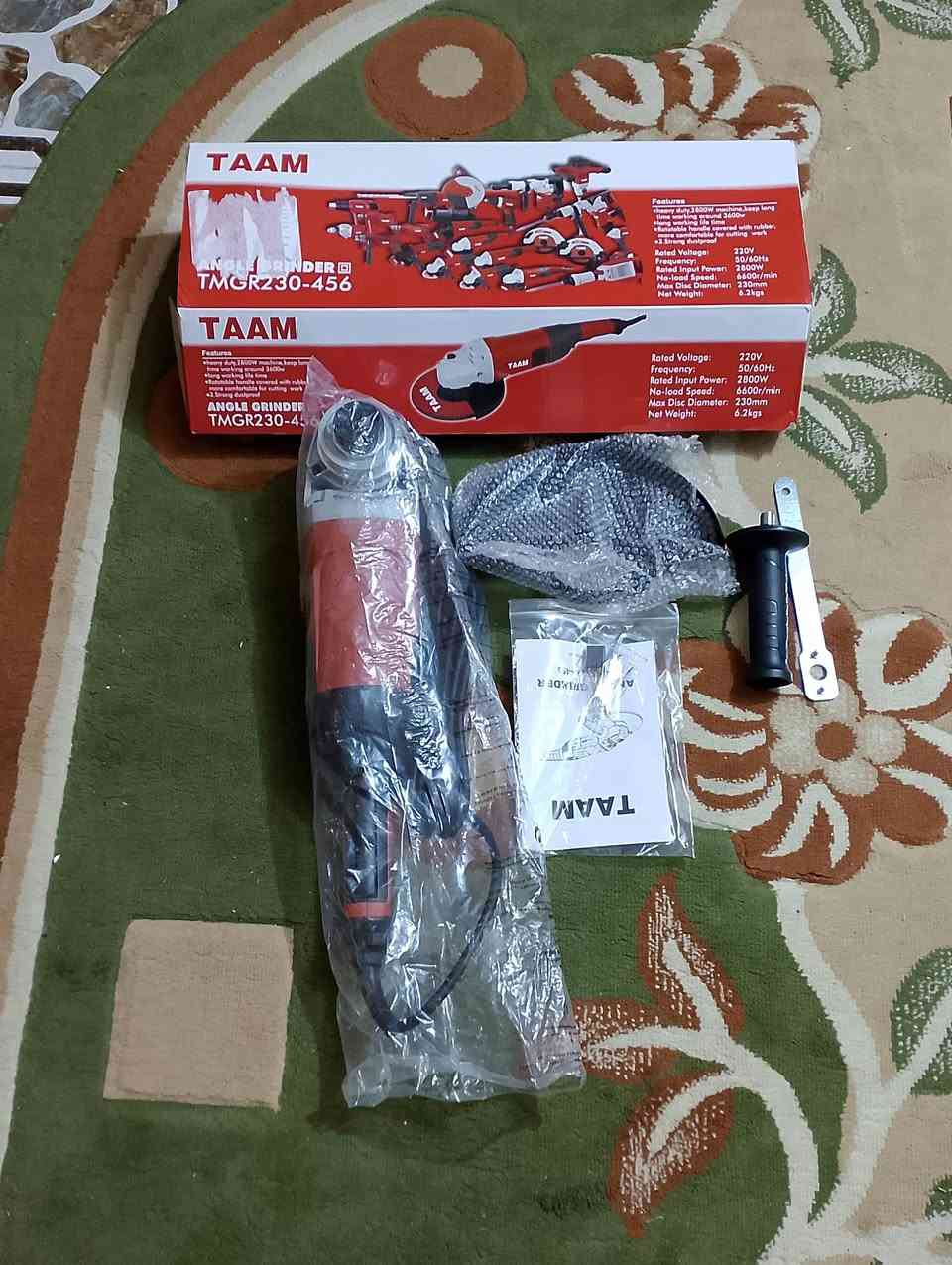 عدد يدويه الكل جديدات فيته 30متر مع چاكوچ مع مكاصه حديد مع فيرنيه مع مغناطيس زاويه العدد 2 مع كفوف طوال  السعر 65 كوسره حجم كبير من شركه تام 2800 واط جديد غير مستخدم سعر95السعر قفل مكاني كربلاء توصيل ماعندي موبايل ***********
