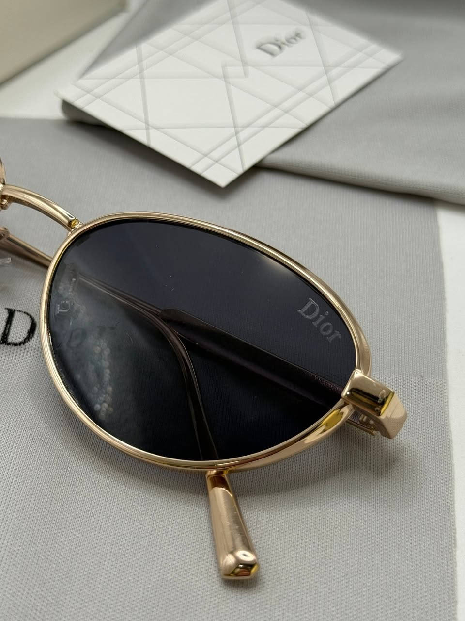 نظارات ماركة Dior امزون
يوجد توصيل كافة محافظات العراق


**إذا كنت صاحب هذا الإعلان وتريد حذفه لأي سبب، رجاءا أرسل رسالة إلى الدعم الفني**