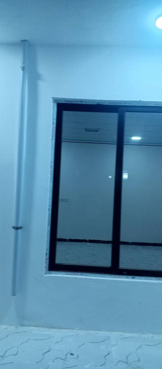 ئەم دووخانوە بۆفرۆشتن 100+100 سفرەو ماڵی تیانەجووە فول خدمات کۆڵانی سەبە نظام دكت مركزي 
عنوان کرکوک پنجاعلی نزیک دائیرەی کارەباکە
سعری هەردووخانۆکە 68 ملێنو مجال
***********
