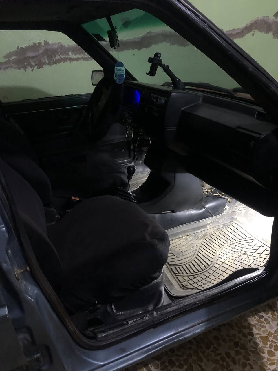 صبغ عام طخم الوره فحم طخم المامي جديد كير فول محرك بدايه نفخ   السياره بسمي سعره22 الشراي ***********
