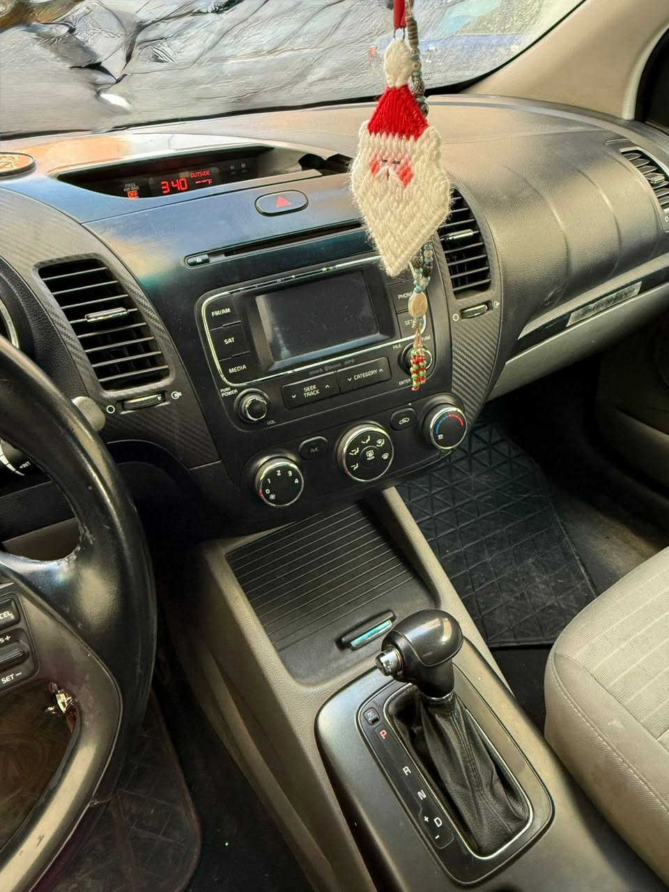 سلامو عليكم فورتي تك بال
موديل 2014 ماشي 87 الف
محركGDIS  تحكم ستيرن
كامره خلفية بلادي
اشاير با لمري مري شفط
تبريد تدفه كوله كامل 
 محرك كير  ممتاز
حادثهة  بنيد جاملغ
صبغ بنيد جاملغ
 مكان حي العدل
*********** وتساب
السعر 85 وبيهة مجال  رقم بغداد الجديد
العنوان حي العدل
