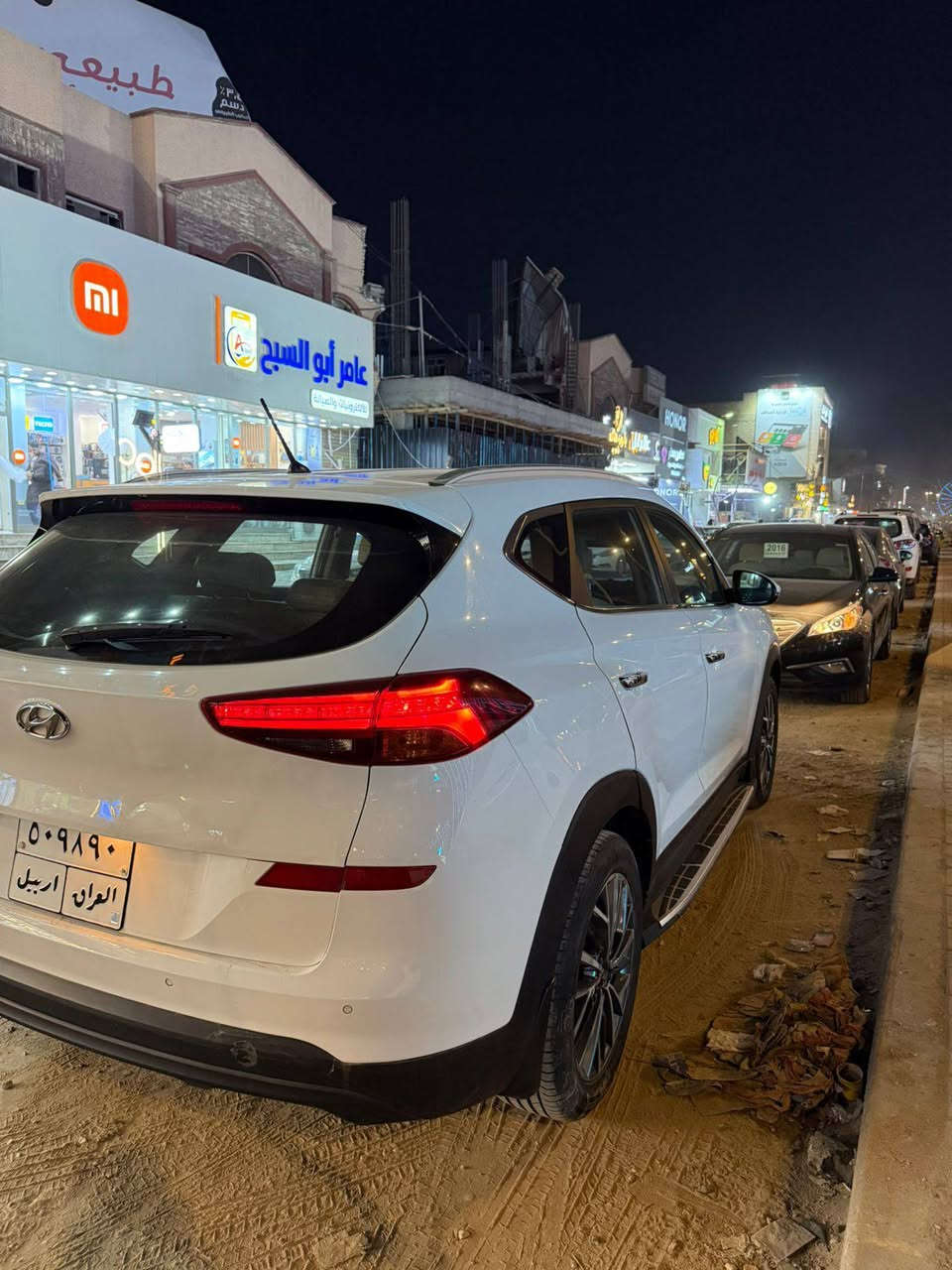 السلام عليكم
توكسان 2019 خليجي مكفولة عدا بارد بسيط 
السيارة جديدة ما بيه اي نقص ماشية 115
مواصفات التوكسان معروفة 
مكان السيارة النجف حي العدالة 
***********
