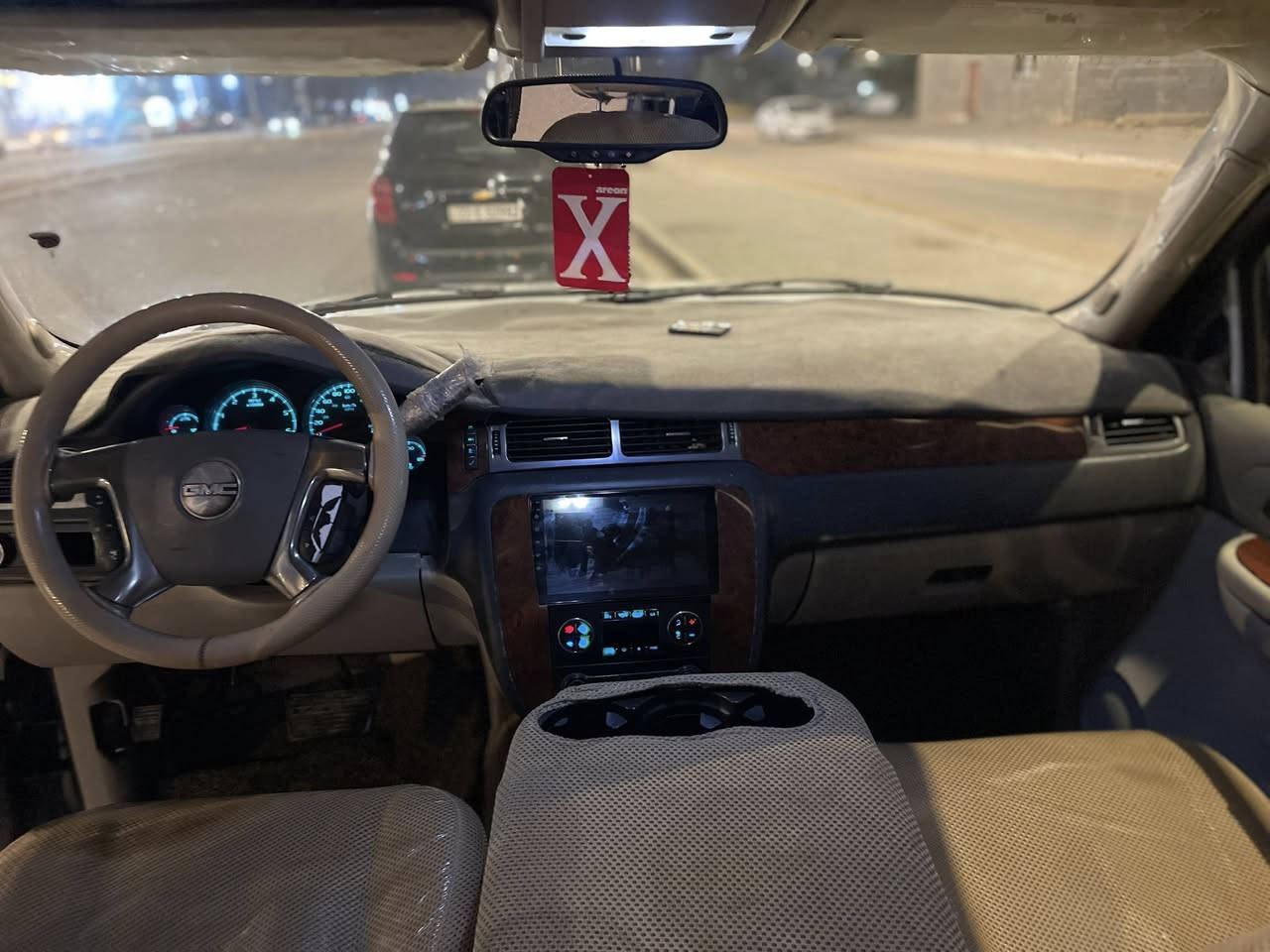 ياالله
السلام عليكم 

يوكن طويل 

خط كربلاء 

2007

مكينه كير مكفولات 

شاصي مكفول 

تبريد 

تدفئه 

شاشه 

دوشمه جديده 

حداديه جديده 

تخم تاير صارله خمس ايام 

مصفره هيئه وغرامات تاخذ جاهز 

سياره جديده كبل للشارع 

مكان بصره خمسه ميل 

السعر (150)وبيها مجال للطيبين 

رقم ***********

رقم ***********
