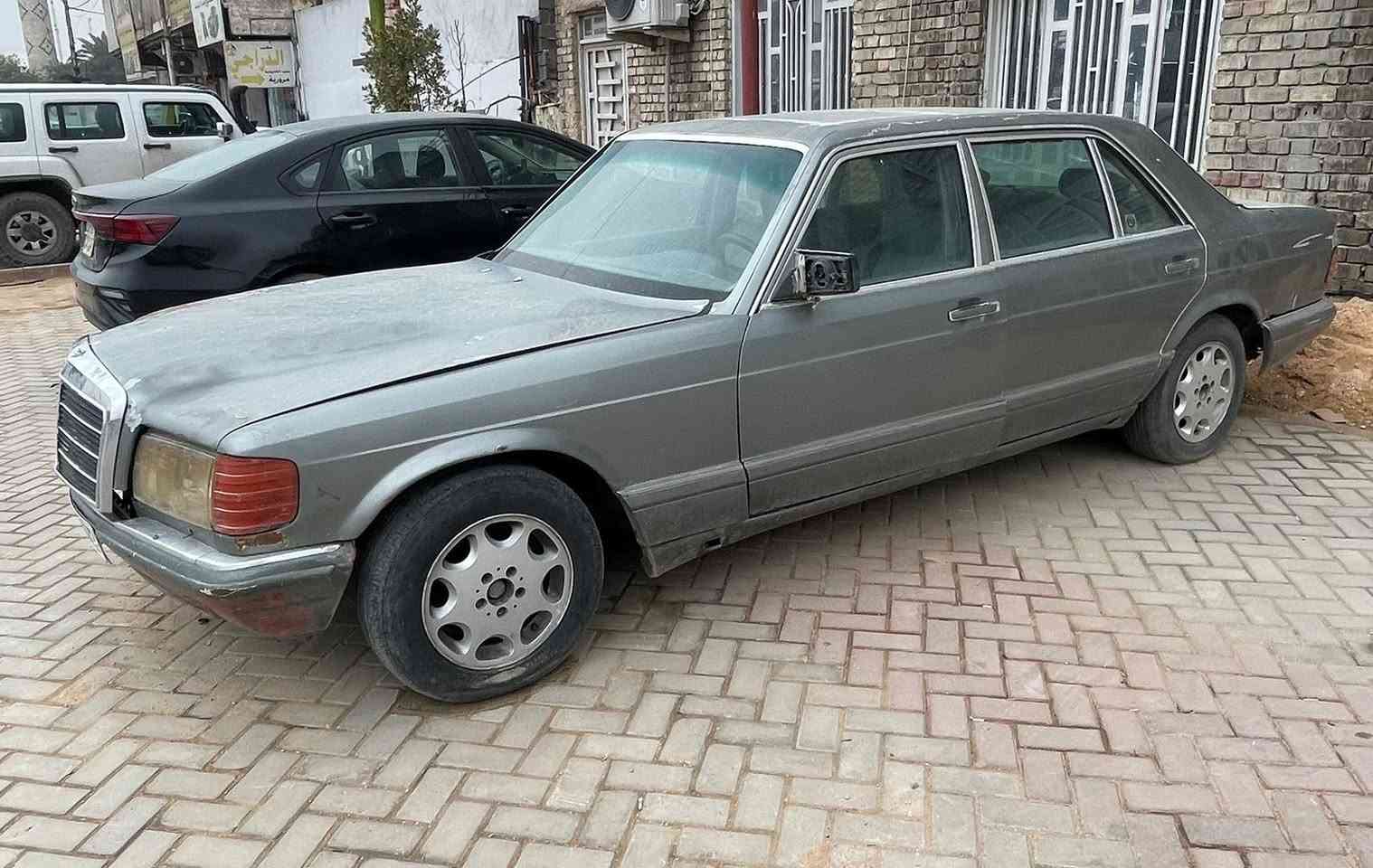 السلام عليكم
للبيع مارسيدس جامبو موديل 1990 حجم السيارة 560 SEL 
السعر 60 ورقة 
الرقم مميز 
العنوان بغداد ساحة مظفر 
الرقم ***********
