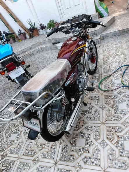 السلام عليكم
دراجه موديل2025 اخو الصفر دراجه جديدا كلش السعر(730)وبيها مجال رقمي***********الشراي يتصل
