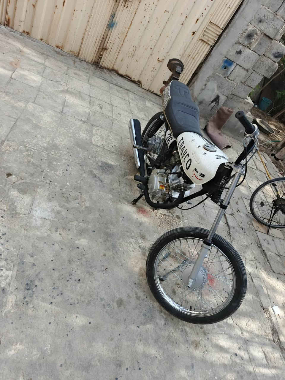 سلام عليكم دراجه تعمير 2025كله جديده اوراق مكانه ديوانيه شراي يتصل ***********
