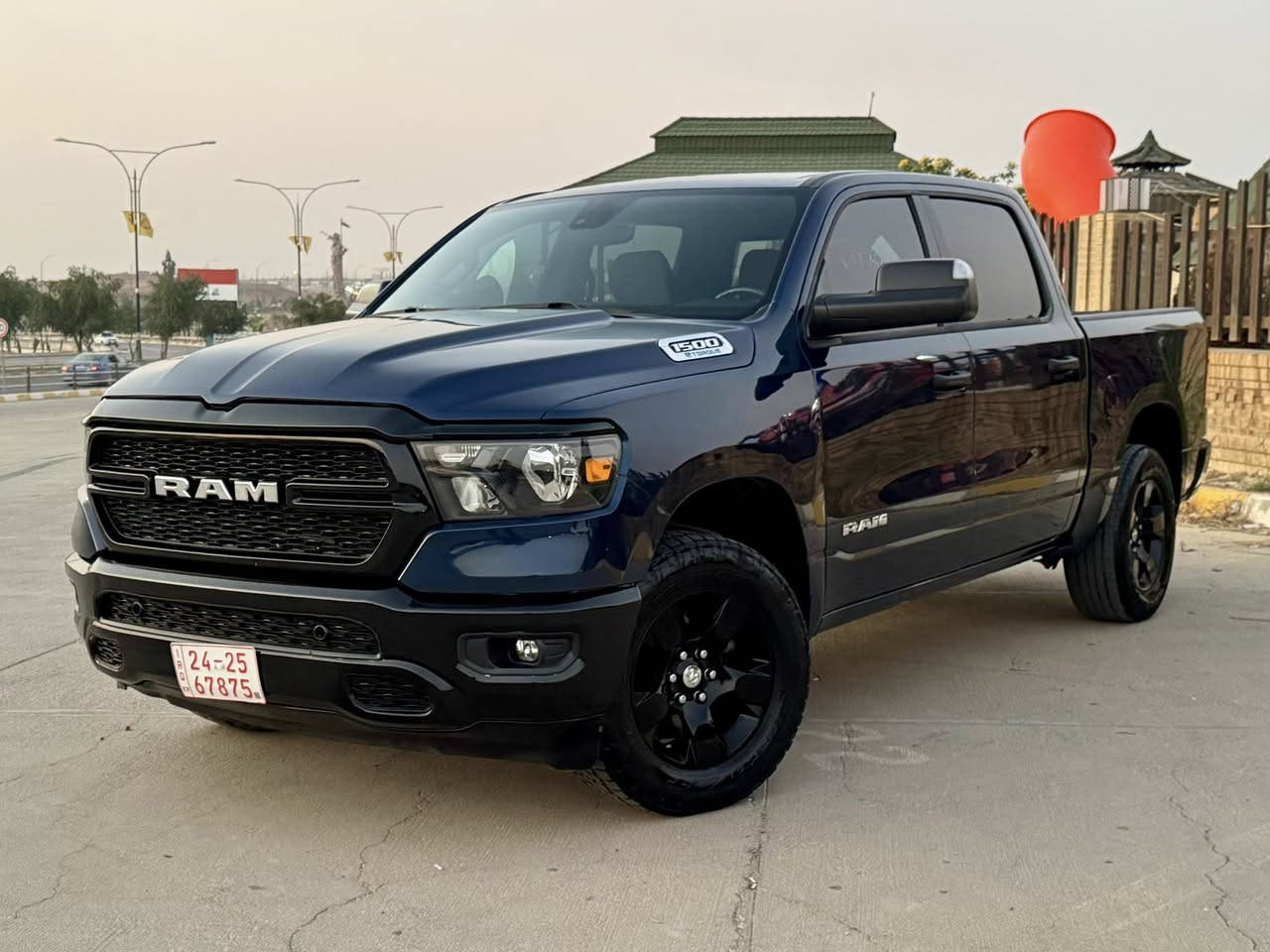 رام 2023
مواصفات big horn
محرك 3.6   V6 ايتورك
السعر// 215 
تشغيل عن بعد
كشنات هيتر كهرباء
حساس خلفي و امامي
باب طويل بدي قصير المرغوب
دبل اكسل 4X4
  بدون دواخل 
ارباكات سليم
بنيد صبغ + صفحة سكن صبغ
 بدون رقم تترقم شمالي 

***********

مكان السيارة كركوك
