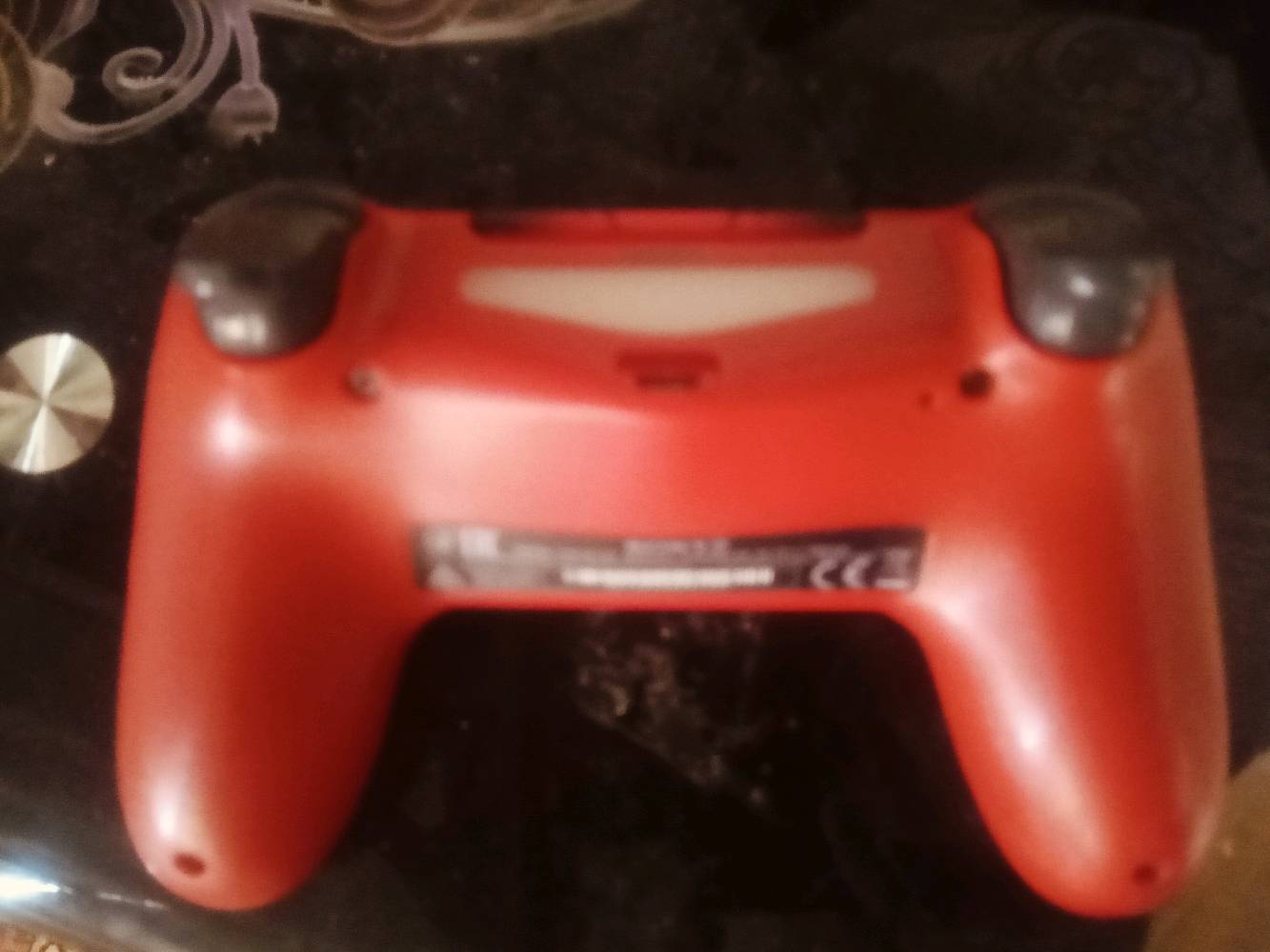 البصرة أبي الخصيب مسجد العميرية و يدتين ابلي 4 مستعمل  واحد اصلي و الثاني كوبي بيه اعطال شبه قليله 
السعر 75 الف كل يدتين لتواصل من خلال هذا رقم 7728543184