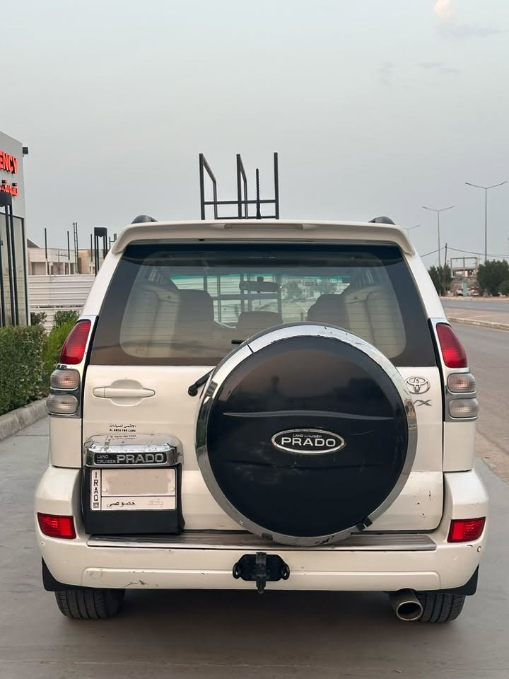 برادو 2009 vx 
فول مواصفات 
كلين فقط 
كير محرك مكفولات 
ماشيه 250 الف 
السعر 180 
 للتواصل و الاستفسار ***********
