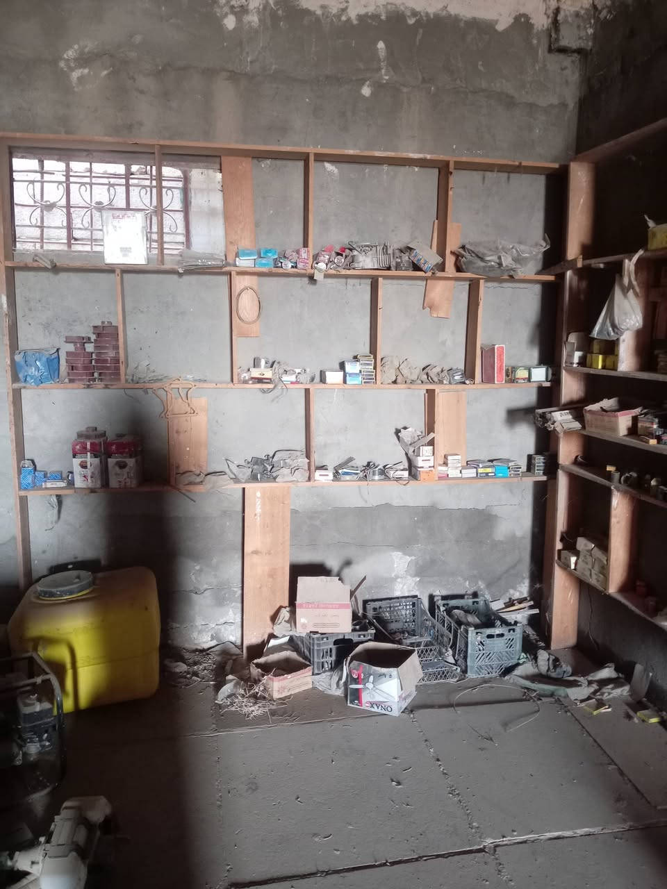 للبيع ادوات ماطورات
هندي  10ح+18ح5ح مصافي
ادوات كامله  ت ***********
