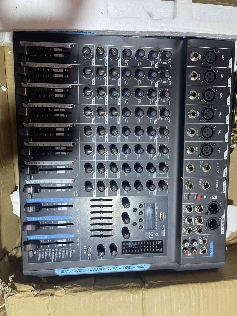 سلام عليكم
جهاز مال صوت الشحانه مالته بيه مشكله والجهاز ما يشتغل 
حط سعر 
***********
