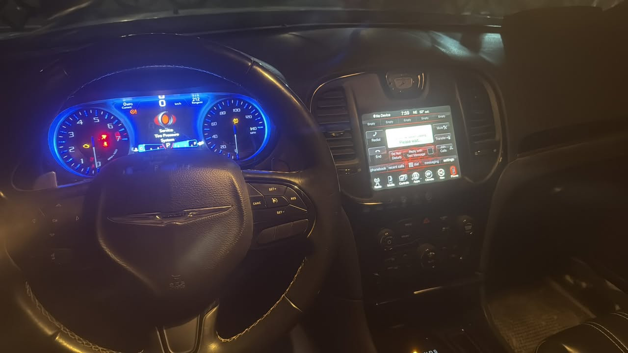 من رخصة الادمن للبيع اوباما مديل  اس 15 الدولي بسمي تحويل مباشر السيارة حادثها تبديل قماره من البنط بدون كص تكم  صبغ عا م محرك وكير واكسل خير من الله عارضها ١150وقفلها شي بسيط التعجبة السيارة اهلا وسهلا وبالخدمة والمايعجبة المنشور يدعيلنا بالرزق مكان السيارة بغداد ***********
