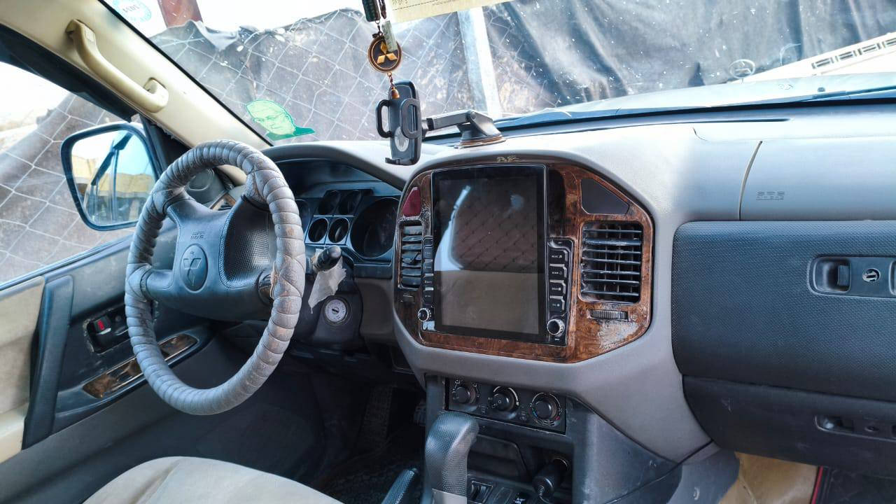 أعادت النشر بسبب الوعود الكاذبة 
سلام عليكم سياره باجيرو 2002 سبعه راكب للبيع فورويل حساسات خلفيه كاميرات  حداديه جديده تخم تاير جديد سياره مصبوغه حزام  جماليه فقط مابيه ضربه سبير تعليك سياره حلوه أحله من صوره مكانه كربلاء المقدسة طريق نجف كربلاء عمود 1140 رقمي للتواصل ***********. سياره للبيع أو المروس حسب القناعه سعره 58  وبيه مجال أسياره بيه صوت بل مكينه
