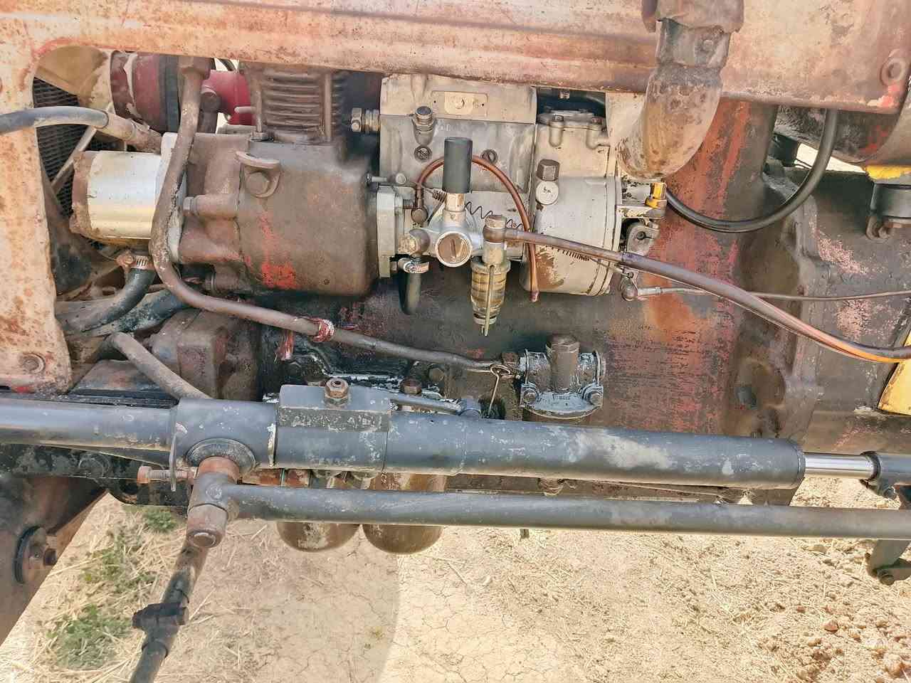 السلام عليكم مكينه عنتر البيع 86رقم وسنويه تحويل محرك بم هودرليك،كير باور راديتر جديده تايرات، بنيد موجود العنوان بابل بيع مستعجل الاستفسار ‏‪***********‬‏
