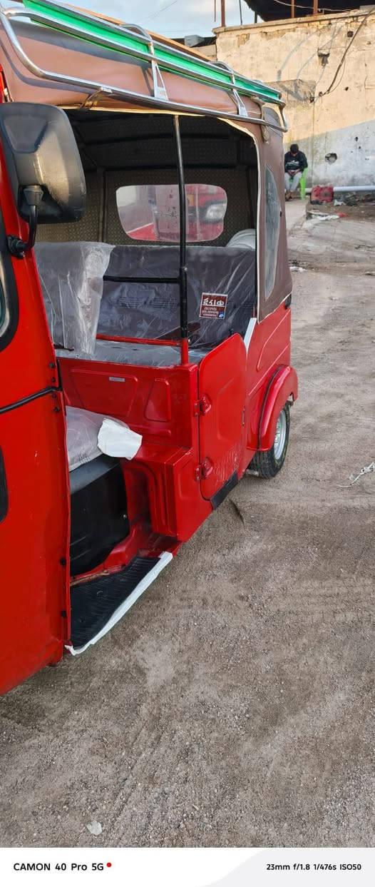 سلام عليكم تكتك البيع 
مديل 2022
مكلف بنشر تعمير دوسات فقط  ومكينه معدا الولفات 
تفاصيل تكتك     
***********
