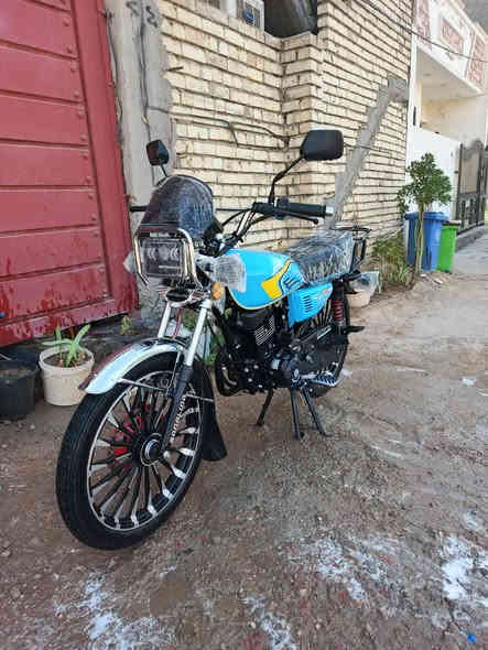 سلام عليكم شباب  عندي دراجه للبيع  ايراني سيبان موديل 26 دراجه جديده دراجه شخصيه إليه تكون ممشتغله تليڤري الدراجه ماشيه 1900 بعدها مماشيه حتى 2000  دراجه كامله مكفوله من كل شي بصمتين اوراق موجوده كامله المكينه 200 الدراجه نازله 2025/بشهر الثامن 8 / يوم 3 ع ايدي منزلها رمبه ومتتعوبه مطالع بيها شاهد الله ملتي بشغل ع كد شغله اجيبها وارجع دهن كله MZer وبانزين كله محسن مداريها مكاني بغداد الدوره السعر مليون قفل والي مو شراي لايكسر بحلال العالم كل شي بسعره موجود والي ميعجبه المنشور خلي يكلبه ***********
