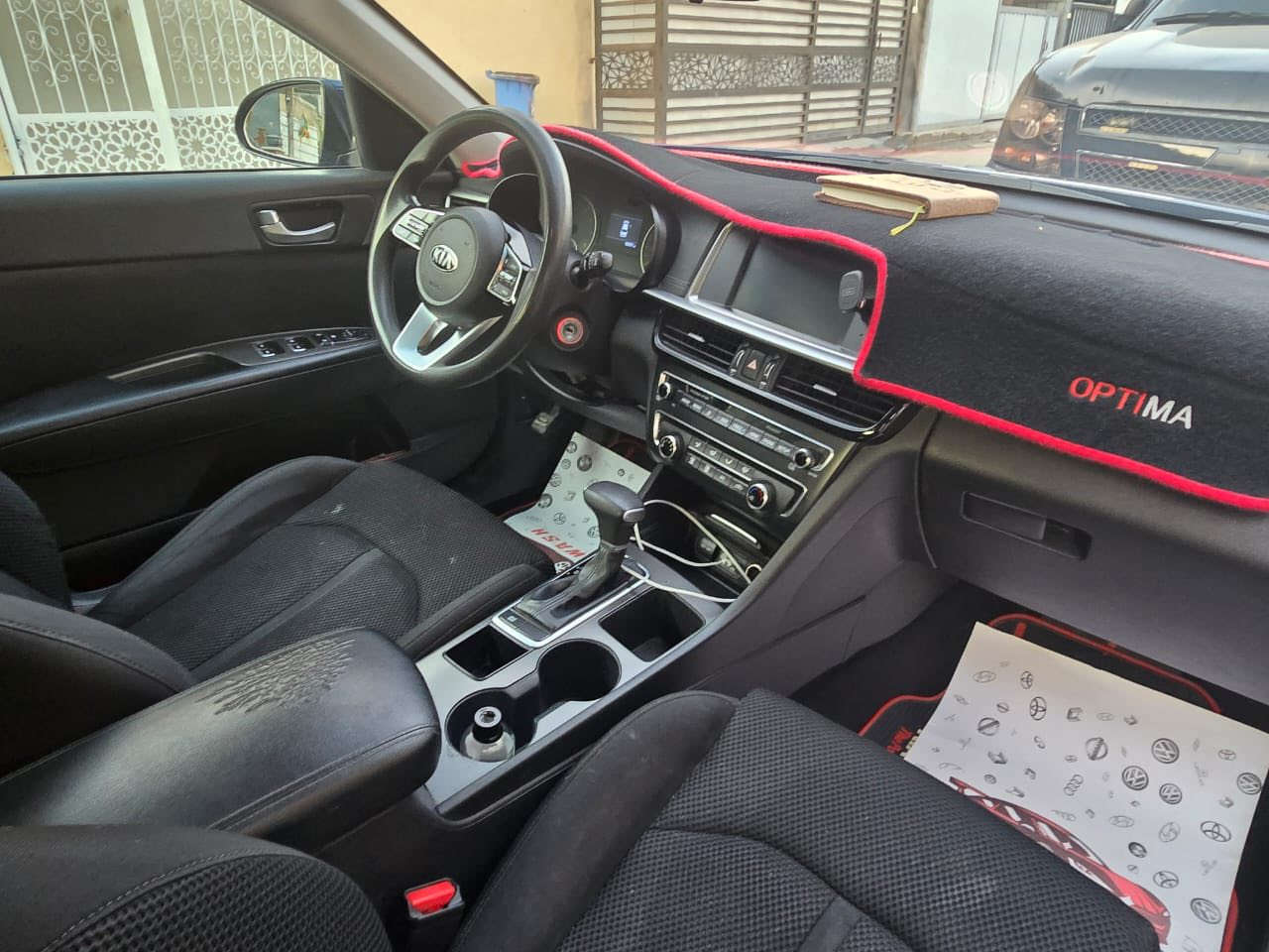 للبيع
اوبتما 2019 امريكي 
السعر 129 وبيها مجال
مكينه كير مكفولات 
حادث السياره موجود بصور وسونار
ماشيه 96
مواصفات fe
ثلاث وضعيات قياده
رادار 
حساسات خلفيه
حساس نقط عمياء 
شاشه اعطال
ترحيب
كامره دواره وبعد بيها مواصفات
السياره بسمي ورقم جديد 
مكاني بغداد 
***********
