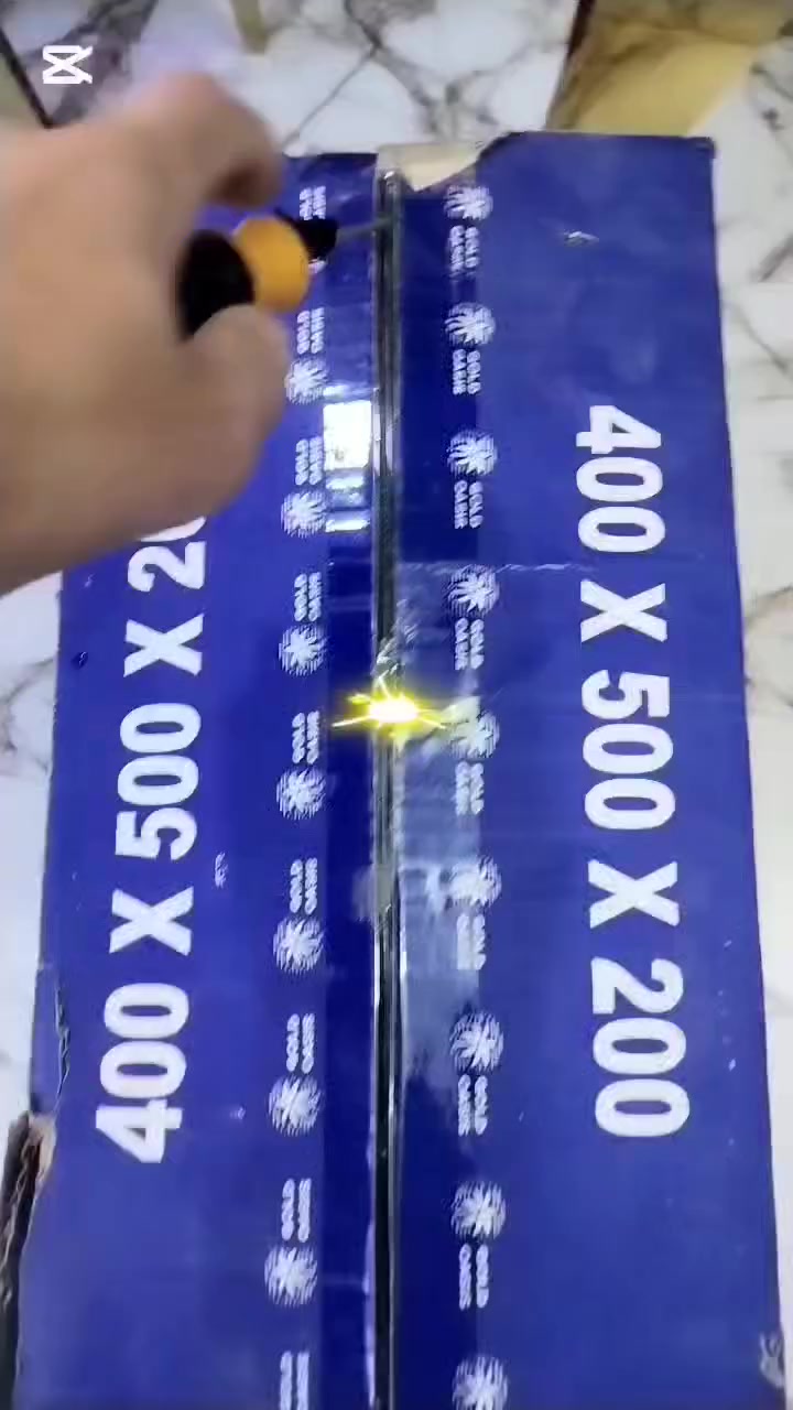 للبيع... 
بورد كهرباء 3ph منزلي جاهز
المواد  درجة اولى  والعمل بدقة.


**إذا كنت صاحب هذا الإعلان وتريد حذفه لأي سبب، رجاءا أرسل رسالة إلى الدعم الفني**