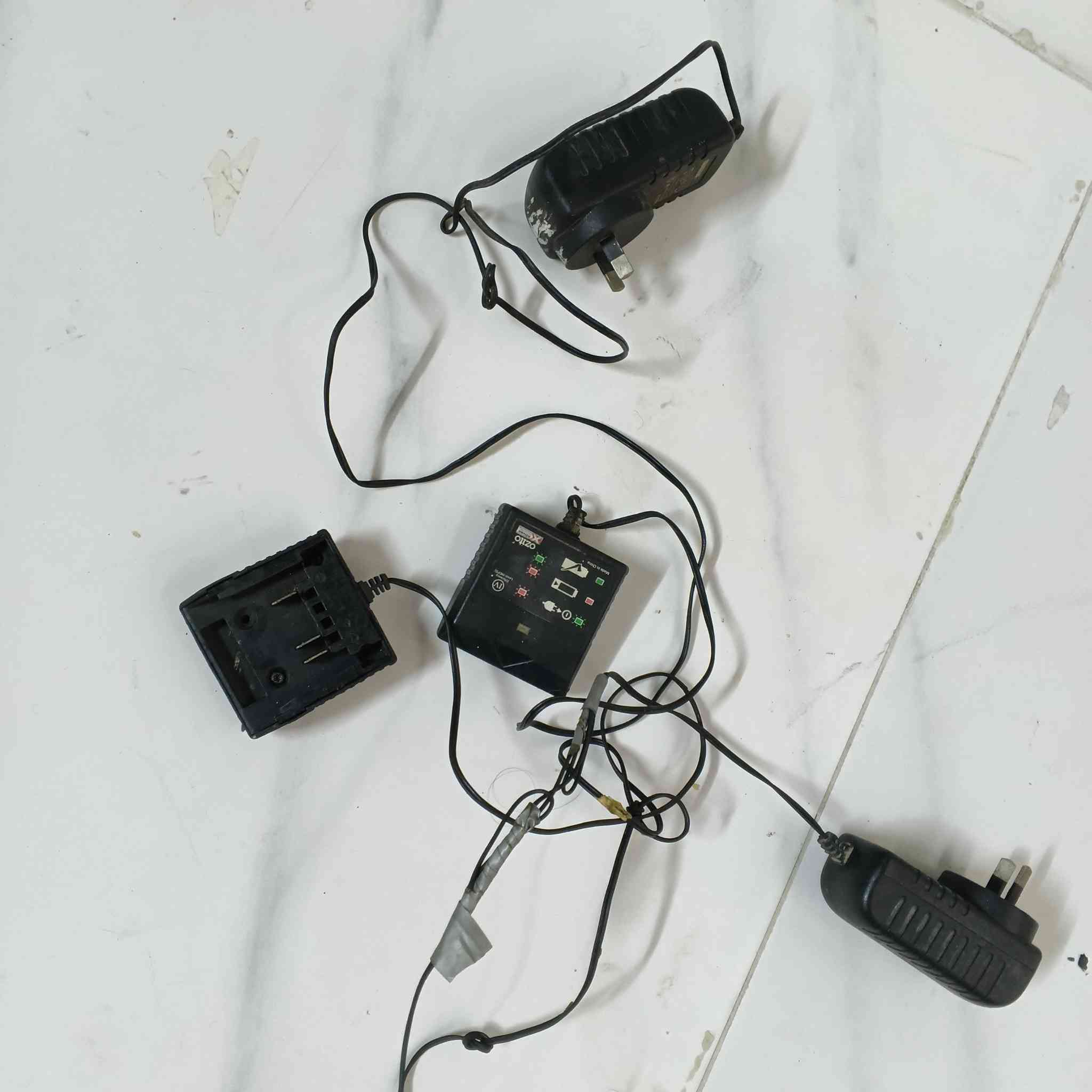 من رخصت ابو الكروب غراض البيع كلمن وسعره


**إذا كنت صاحب هذا الإعلان وتريد حذفه لأي سبب، رجاءا أرسل رسالة إلى الدعم الفني**