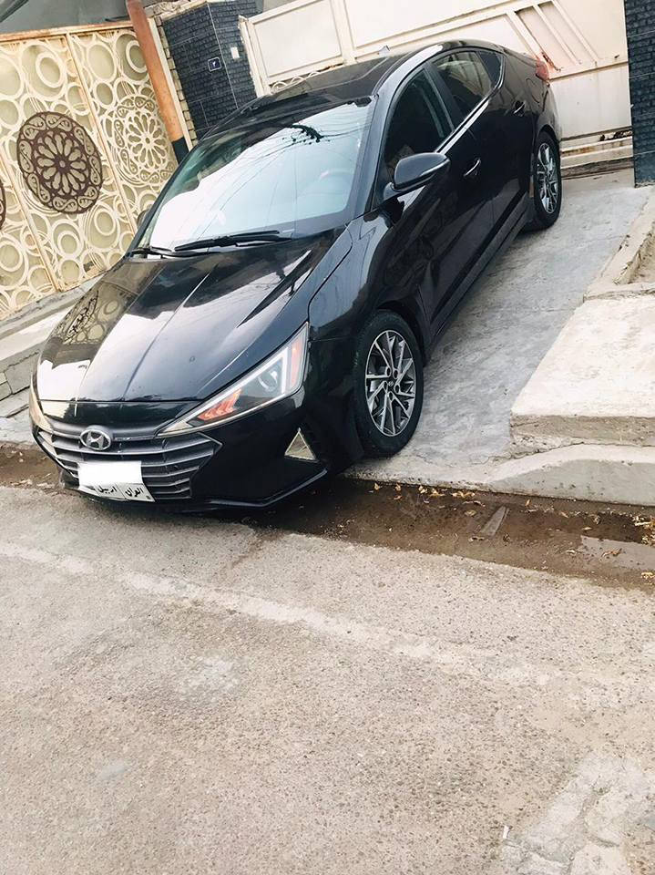 النتره موديل 2020 فول مواصفات 
سياره وارد امريكي حادذهه بامريكا جاملخ لعبري ولبنيد وبلعراق باب لعبري ولوراهه
1تحكم ستيرن
2كشنات هيتر 
3قياده اليه
4رادارات
5مكينه 2000دوش
6كير svt
7نضام سبورت
8هيترات ستيرن
عنواني بغداد زعفرانيه
للاستفسار *********** بغداد, العراق
