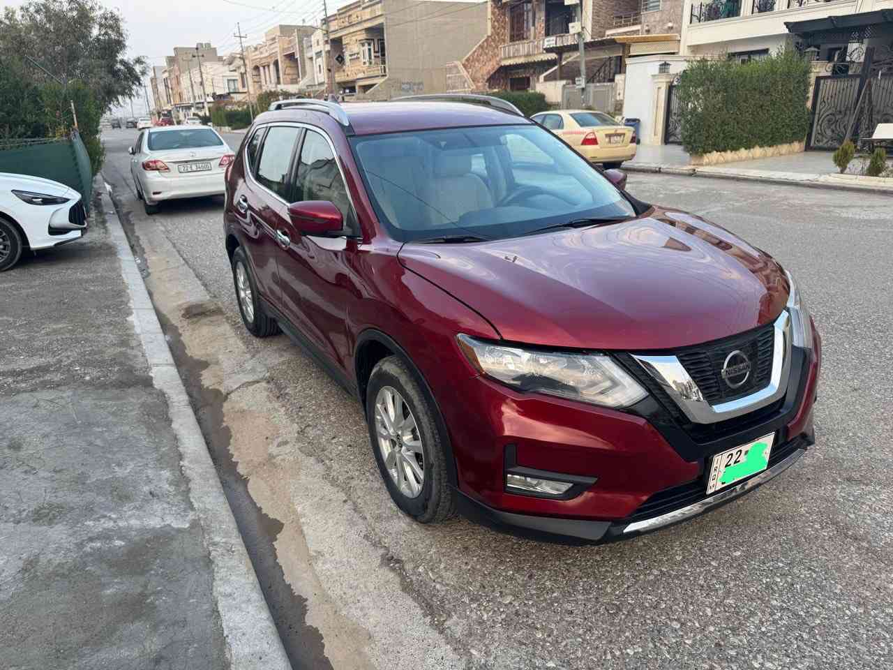 نيسان روج 2018 لون ماروني  SV PLUS
مكفوله كفاله عامه من الصبغ والتبديل
فول عدا البانوراما  
شاشه نظام اندوريد 
 بصمة ابواب وصندوق 
كشن كهربائي
داخل السياره صحراوي
مقعد السائق يحتوي نظام الخزن
مقاعد هيتر
تدفئة بالستيرن
صندوق كهربائي ذكي وخاصية الفتح بالقدم
رادارات امامي وخلفي وجانبي
مري هيتر
لايتات زينون
تحكم ستيرن جهتين
كامرات 360 درجة
نقطة عمياء
كشافات امامية
نظام القيادة سبورت وايكو و نورمل
حاملة جنط فوق القمارة 
دعاميه اماميه صبغ
ماشيه 65 ميل
***********
***********
واتساب مكان سيارة اربيل
