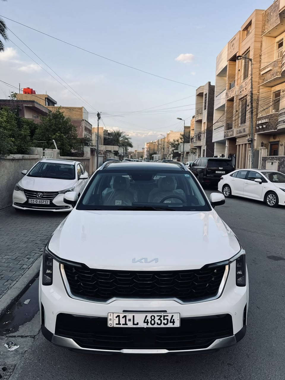 السلام عليكم 
كيا سورنتو 2024 خليجي للبيع
رقم بغداد ماشيه 27

فول مواصفات ١/١
بانوراما
مانع اصطدام
كشنات جلد
حجم لمكينه 6 سلندر
حساسات محيطيه
حساسات اماميه خلفيه
بصمه
بصمه دخول بابين  
شاشه كار بلي متصله 
كامره خلفيه  
كامره اماميه
كير ماوس
درايف مود 
سايد بريك بصمه
بردات خلفيه
شحن لاسلكي
منافذ تايبسي 
منافذ يواس بي
كشنات امامي خلفي كهرباء
٤ اوضاع قياده
Led امامي وخلفي
اوتو هولد 
نظام نزول منحدرات
7 راكب
٣ قطع تبريد
صندوق كهرباء
نقطه عمياء 
فول تحكم ستيرن 
عدتها لاحتياطيه من لشركة 

السعر  315 وبيها مجال بسيط 

العنوان الاعظمية قرب مستشفى دجله الاهلي

للاستفسار ***********
