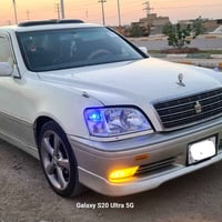 كرستال ديفور • دبل شاشة • متوم شمالي