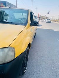 رينو 2014  للبيع رقم كربلاء سياره حلوه وبسعر مناسب فقط ضفيره  وصدر تعب...