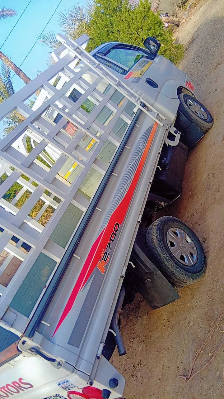 السلام عليكم كيا حمل للبيع موديل 2019 مكفوله كفاله عامه رقم بغداد مشروع وطني تحويل ثاني يوم مكفوله من ضربه وصبغ و كصه وشاصي ورقم شاصي تخم تاير  و هزه محرك ما مفتوح السياره وضع الشركه السياره برغي ما مفتوح بيهه 
اتصل وتدلل 
رقم الهاتف             ***********
