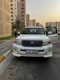 لاندكروز 2013 بريم                         مكفول ماشي 114 كيلو متر بدو...