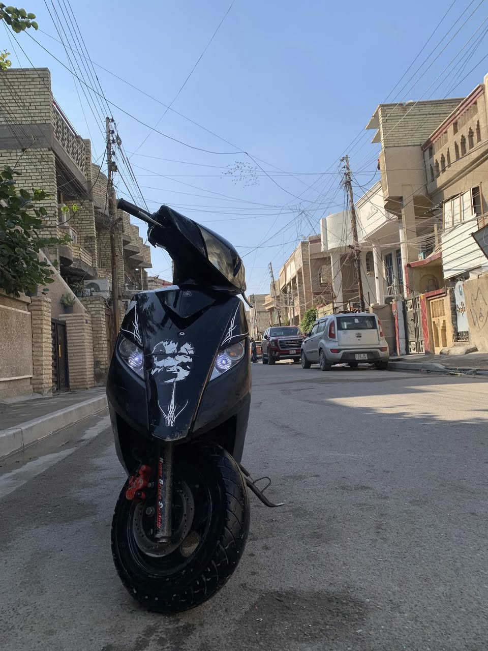 سلام عليكم دراجه ماكس ثعلب برع واحد ما مفتوح كامله  كفراته بالاديه السعر550 بيعة مجال شي بسيط  بغداد الشعب قرب نادي العربي***********
