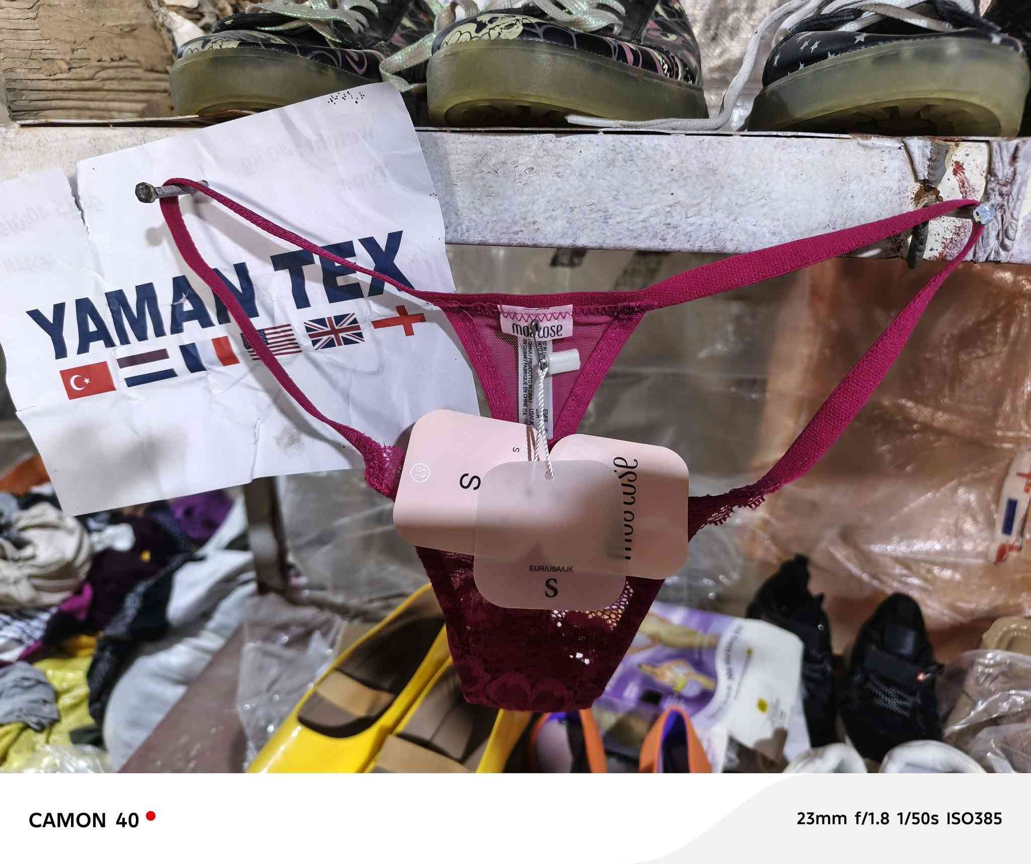 ملابس داخليه حمالات وشورتات القطعه بربع شرط كلهن بيعه وحده وكله يطالي وفيتنام انوع القياسات القطعه بربع تواصل واتس ‏‪***********‬‏
