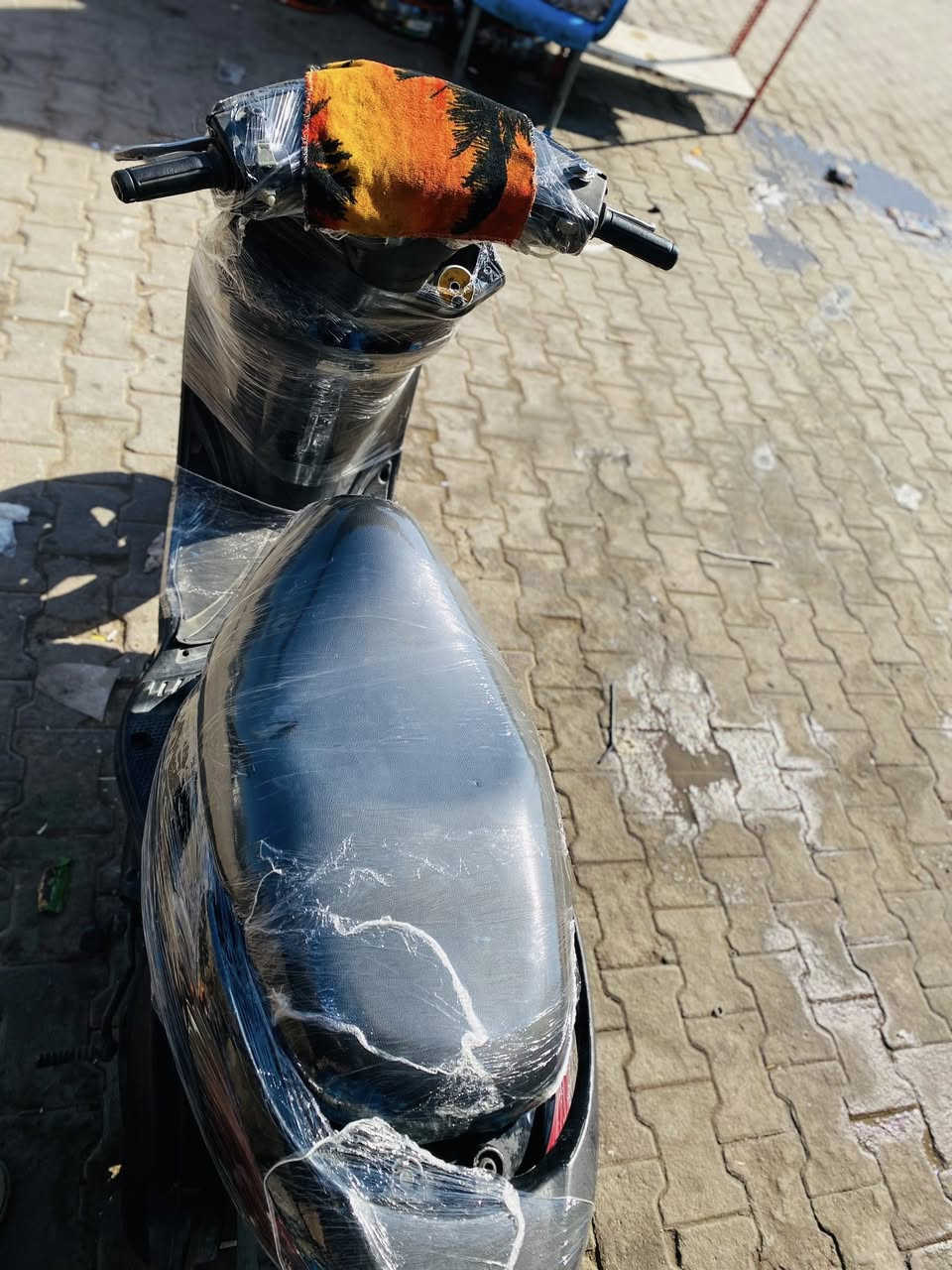 سلام عليكم دراجه بريز ادراجه بلاديه مكينه ما ممفتوحه دراجه كله شغاله سعر ٦٥٠وبيه مجال حك الجيه الرقم مكاني مدينه الصدر***********
