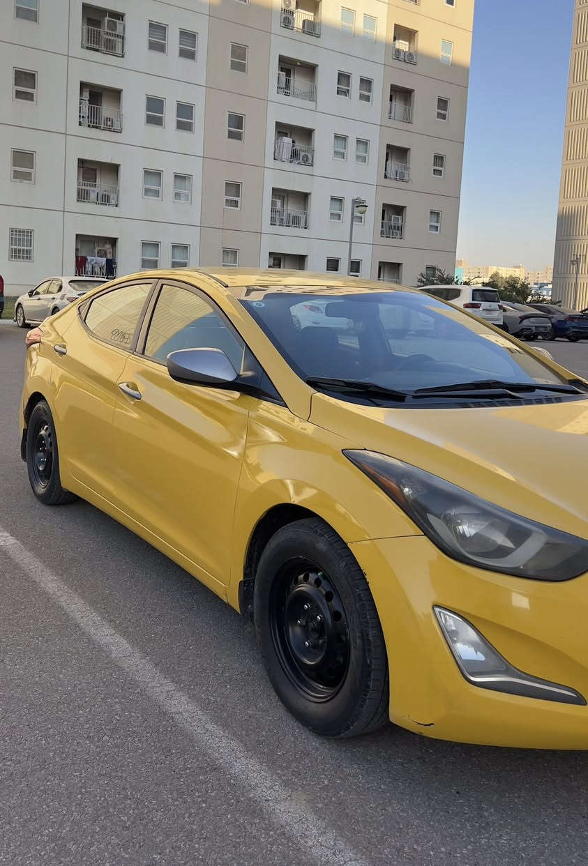 السلام عليكم ورحمة للبيع النترا 2015 وارد امريكي حادث بنيد وطخه خفيفه بل جاملغ الأيسر موضح بل منشور فقط ،، لغود شواصي مكفولات مكينه 1800 دوش قبل شهر شديتها مال كصه بعدها جديده تخم تاير جديد مواصفات تحكم ستيرن مثبت سرعة سنويه لغاية 2028 مشروع وطني سيارة جديده وحلوه واحلى من الصور وبيها منظومة غاز شغاله 
السهر 113 وبيها مجال قليل 
رقمي ***********
